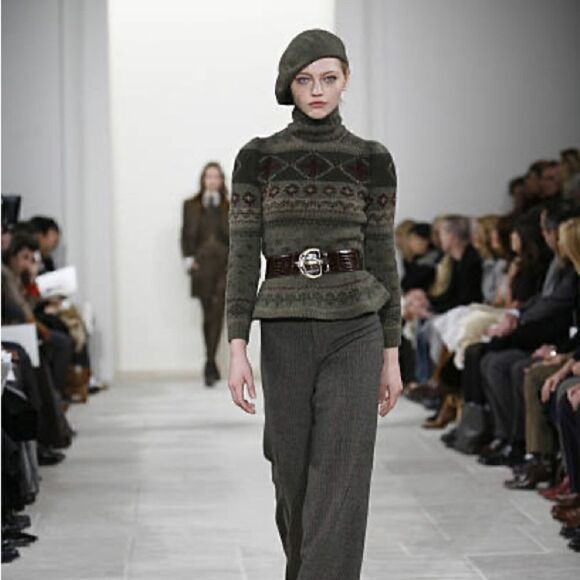 *Vintage Fall 2006 Runway Collection Brown Alligator Brass Buckle Contour Belt main image 5